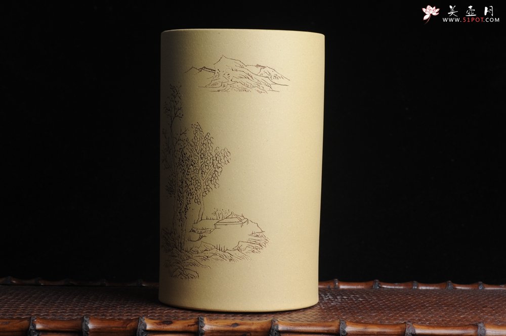 紫砂壶图片：美筒特惠 精品山水高帽笔筒三式 山高月小 水落石出 老师不打草稿直接空刻 一气呵成 - 全手工紫砂壶网