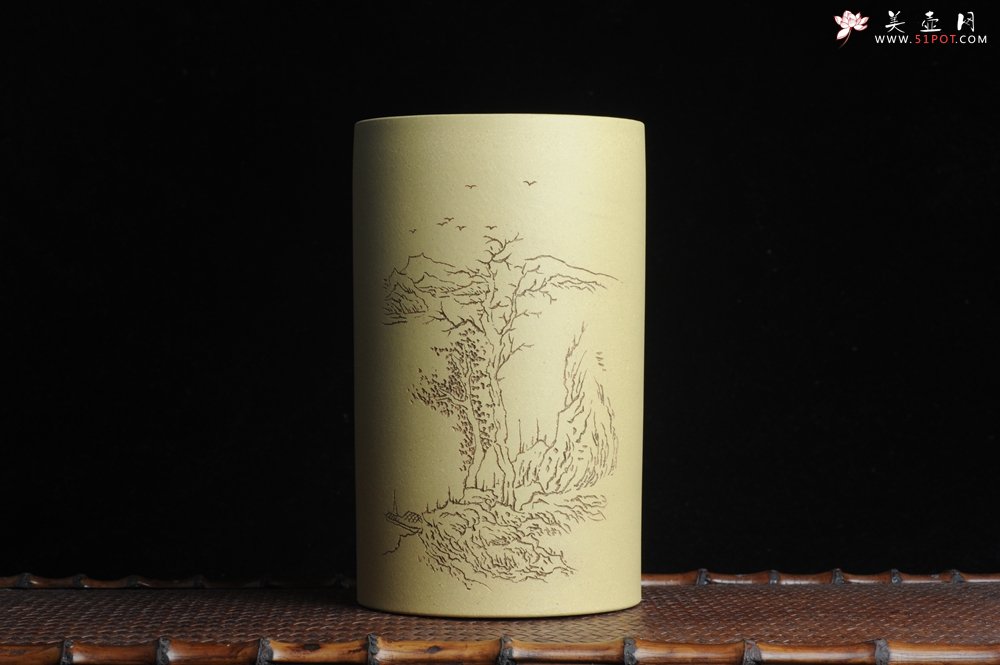 紫砂壶图片：美筒特惠 精品山水高帽笔筒二式 一曲新词酒一杯 老师不打草稿直接空刻 一气呵成  - 全手工紫砂壶网