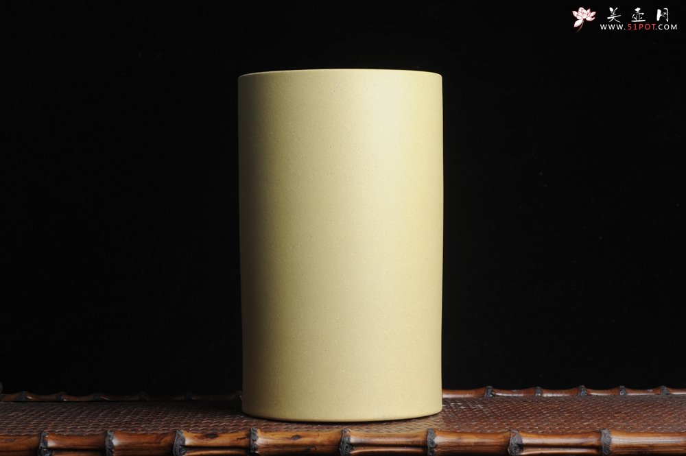 紫砂壶图片：美筒特惠 精品山水高帽笔筒六式 偶来独坐碧溪头 石涧茅亭白日幽 老师不打草稿直接空刻 一气呵成 - 全手工紫砂壶网