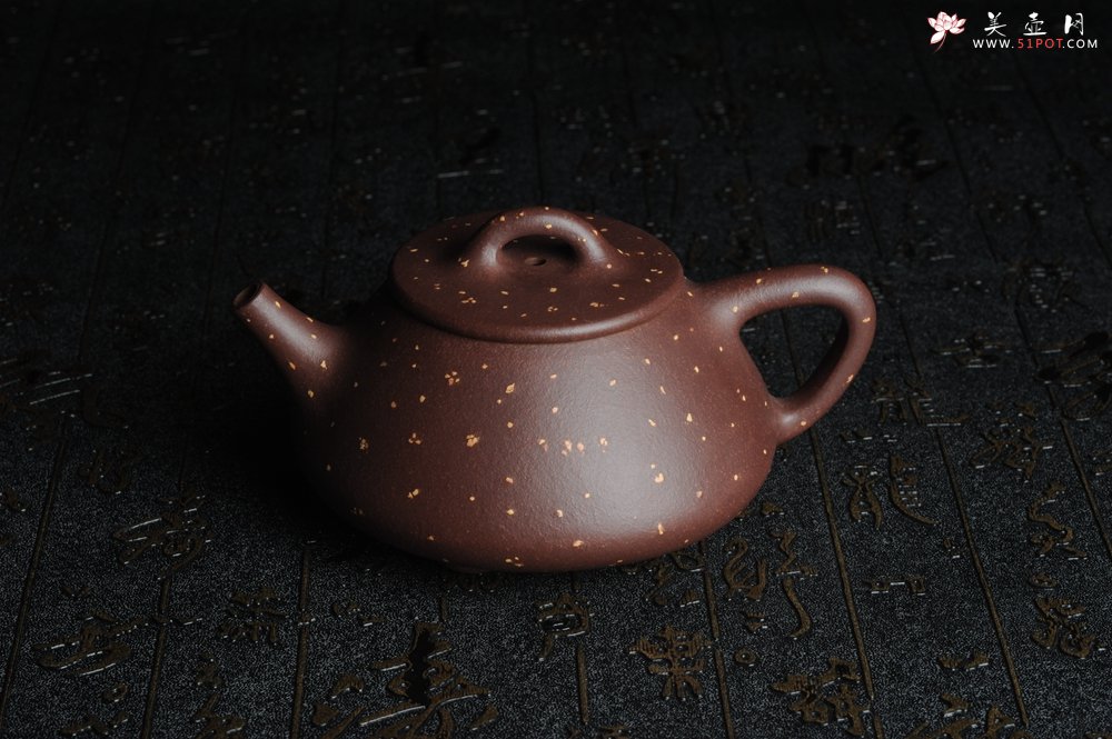 紫砂壶图片：实力派工艺师全手工铺砂平盖小石瓢 泥料优秀 实物更漂亮 - 全手工紫砂壶网