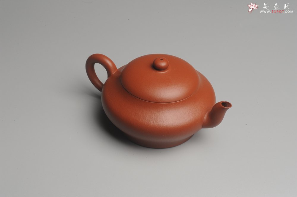 紫砂壶图片：小煤窑朱泥 全手工扁灯壶 端庄秀雅 - 全手工紫砂壶网