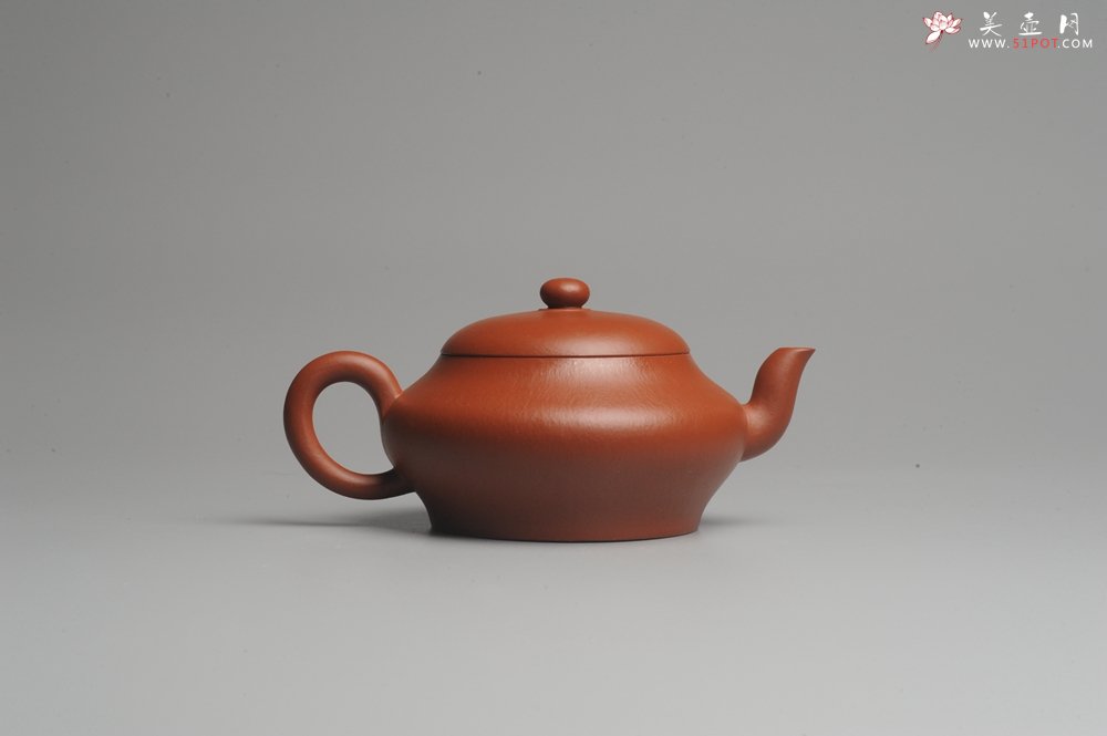 紫砂壶图片：小煤窑朱泥 全手工扁灯壶 端庄秀雅 - 全手工紫砂壶网