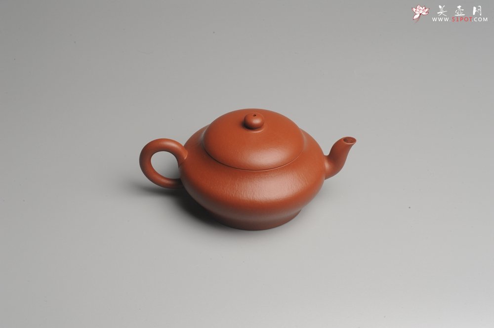 紫砂壶图片：小煤窑朱泥 全手工扁灯壶 端庄秀雅 - 全手工紫砂壶网