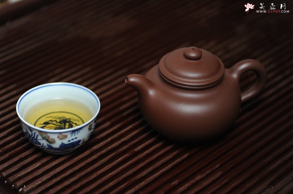 紫砂壶图片：实力派杨欣橙老师全手工大亨莲子 本色清水泥 深得老味 古韵悠悠 - 全手工紫砂壶网