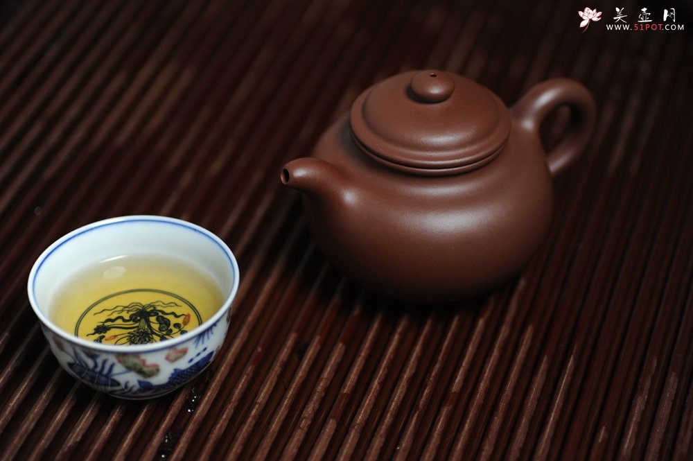 紫砂壶图片：实力派杨欣橙老师全手工大亨莲子 本色清水泥 深得老味 古韵悠悠 - 全手工紫砂壶网