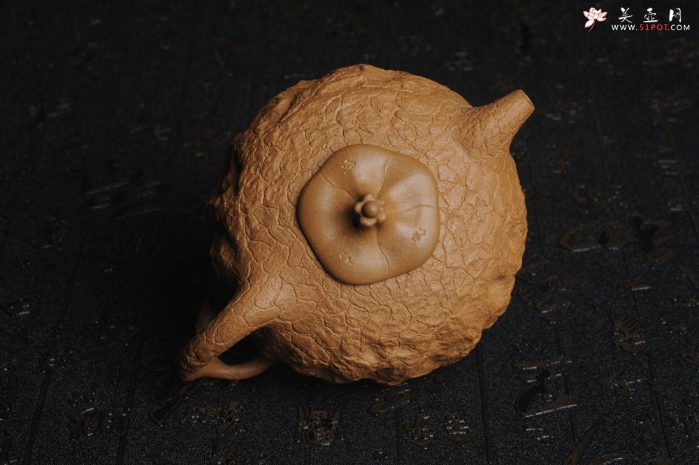 紫砂壶图片：美壶特惠 进步明显优质黄金段全手工供春壶 异型盖 难度大 肌理丰富 - 全手工紫砂壶网