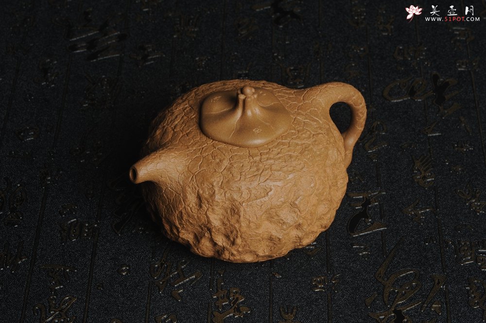 紫砂壶图片：美壶特惠 进步明显优质黄金段全手工供春壶 异型盖 难度大 肌理丰富 - 全手工紫砂壶网