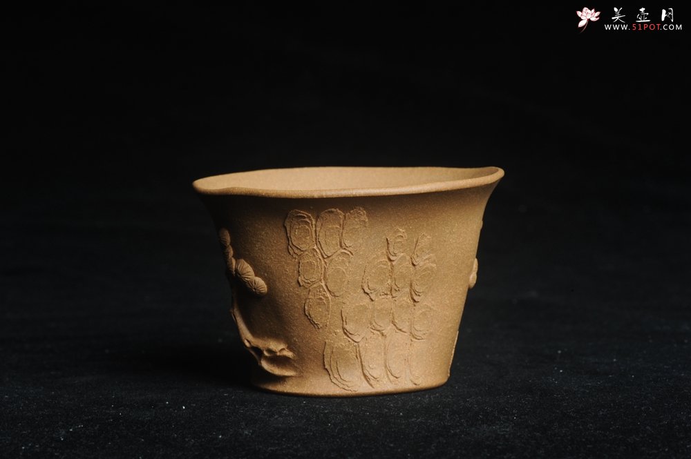 紫砂壶图片：美杯特惠 精致全手工松桩杯 肌理自然丰富 茶人醉爱 - 全手工紫砂壶网