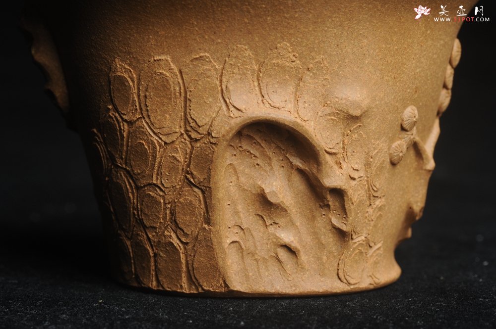 紫砂壶图片：美杯特惠 精致全手工松桩杯 肌理自然丰富 茶人醉爱 - 全手工紫砂壶网