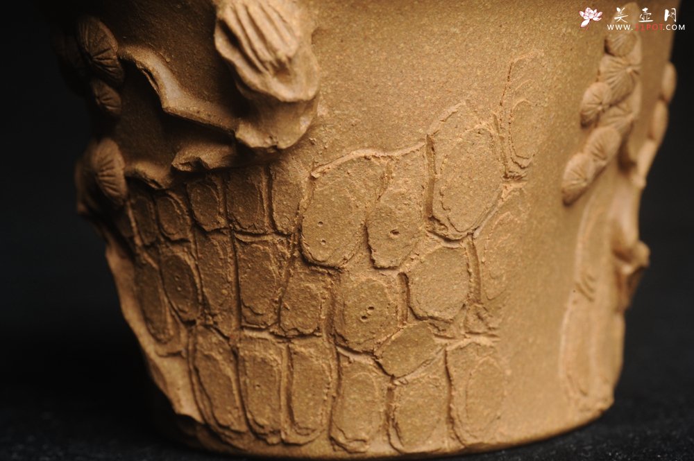 紫砂壶图片：美杯特惠 精致全手工松桩杯 - 全手工紫砂壶网