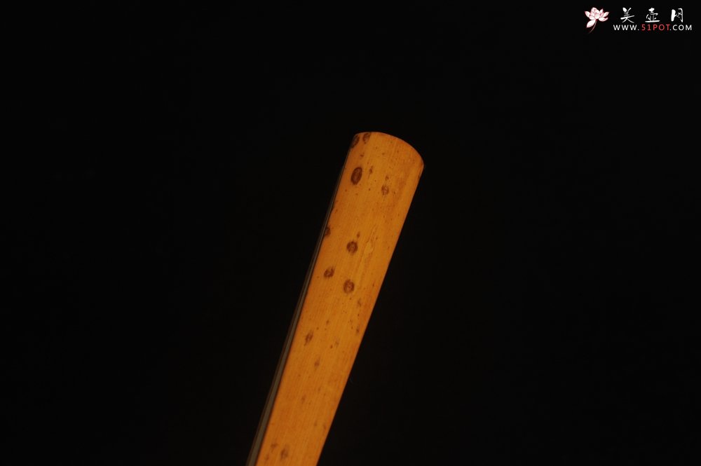 紫砂壶图片：自玩收藏级30年老凤眼扇骨 满天星老凤眼 9.5寸18方挑灯方 排口2.0少见 名家释普通法师书法 - 全手工紫砂壶网