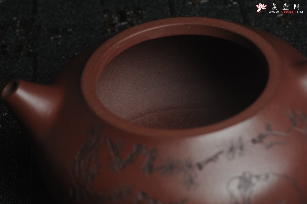 紫砂壶图片：油润底曹青 全手工矮文旦 装饰人物 特文气 - 全手工紫砂壶网