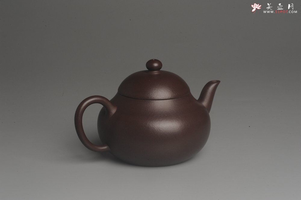 紫砂壶图片：实力派高工龚涛平摹古全手工薄胎老紫泥梨形 泥料特油润 收藏重器 - 全手工紫砂壶网
