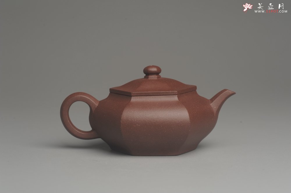紫砂壶图片：美壶年底特惠 朱老师全手工摹古时大彬弟子许龙文六方壶 - 全手工紫砂壶网
