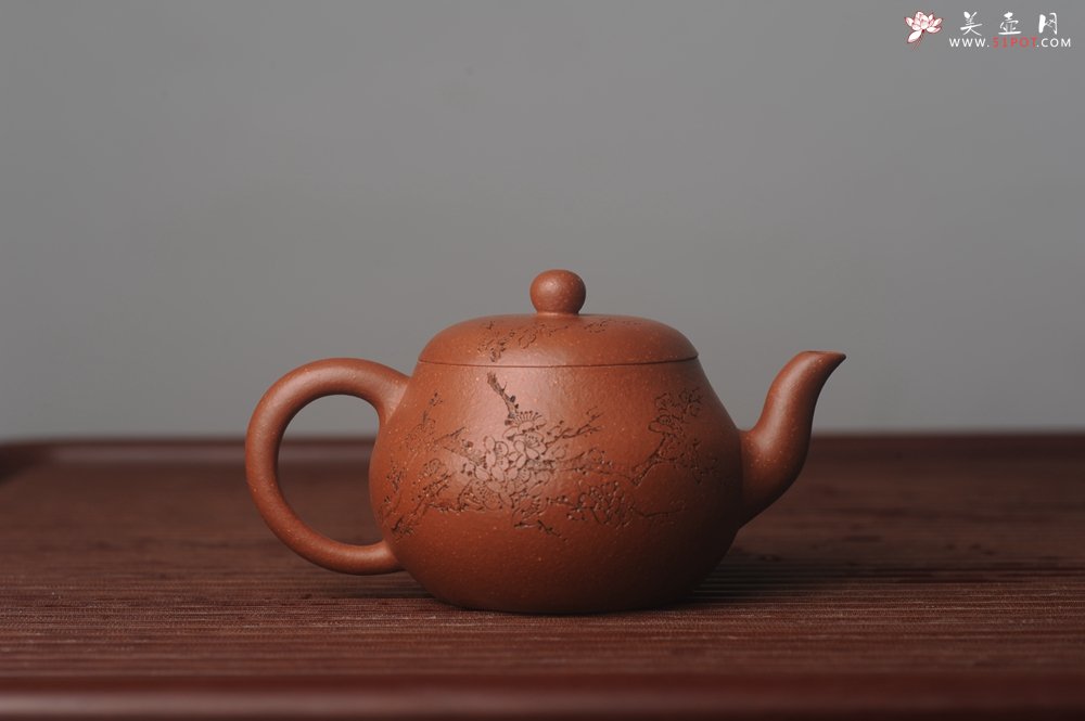 紫砂壶图片：潜力股周小培原创全手工缘德壶 通转梅花 特文气 - 全手工紫砂壶网
