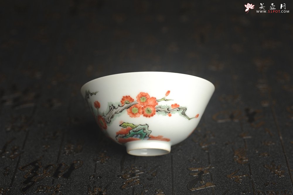 紫砂壶图片：玄辰器  精品古彩岁寒三友主人杯压手杯 景德镇茶杯 茶人醉爱 - 全手工紫砂壶网