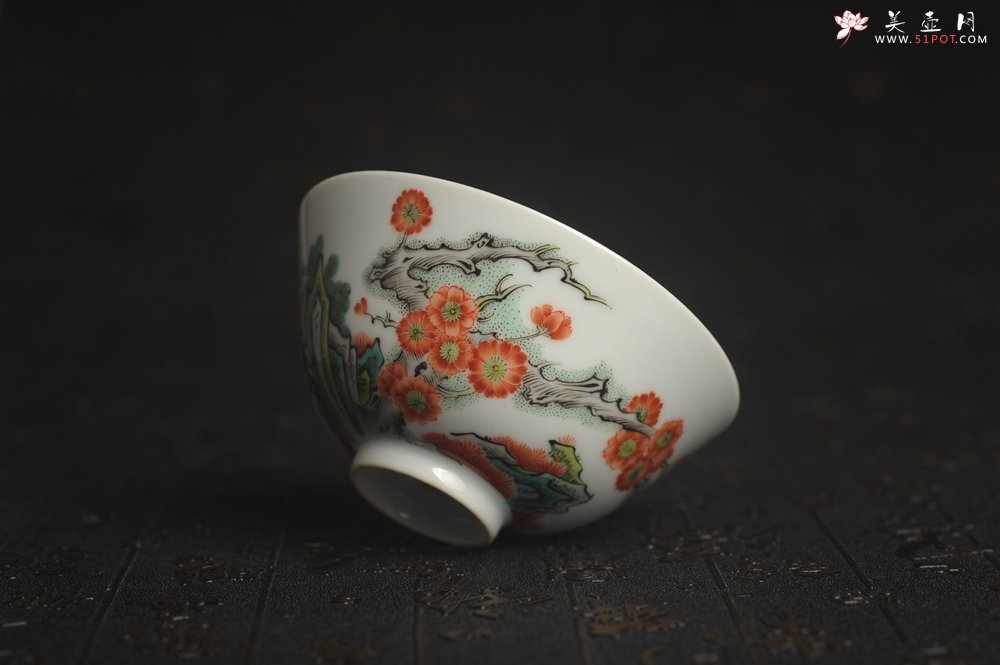 紫砂壶图片：玄辰器  精品古彩岁寒三友主人杯压手杯 景德镇茶杯 茶人醉爱 - 全手工紫砂壶网