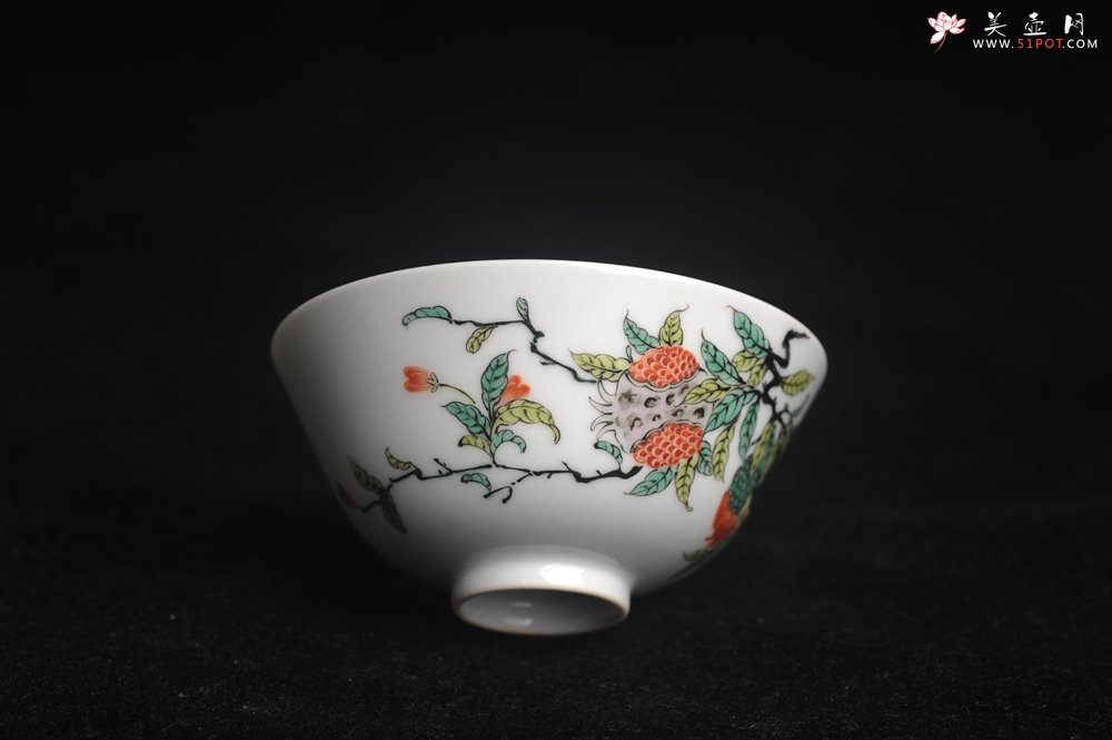 紫砂壶图片：玄辰器 精品古彩 石榴多子多福 笑口常开 主人杯压手杯二式 景德镇茶杯 茶人醉爱 - 全手工紫砂壶网