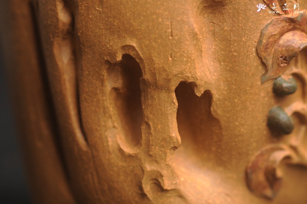 紫砂壶图片：美杯精品特惠 实力演绎全手工老黄段泥松鼠杯 松鼠灵动 贴叶生动 不失为一把好杯 - 全手工紫砂壶网