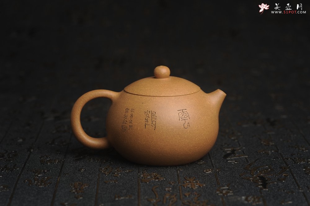 紫砂壶图片：油润老黄段泥(此泥料属于家藏老料！油润无比，识者自知！)全手工小品西施 装饰云鹤特文气 - 全手工紫砂壶网