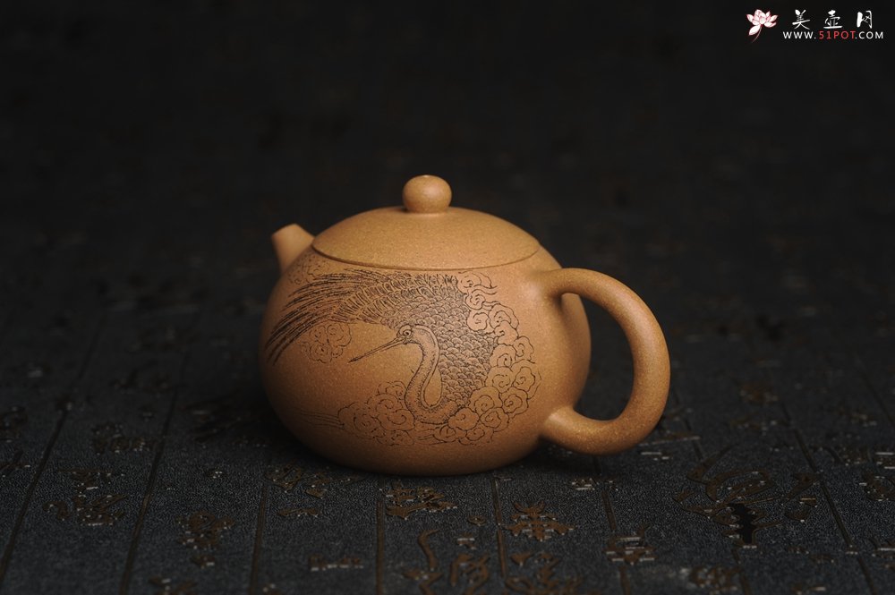 紫砂壶图片：油润老黄段泥(此泥料属于家藏老料！油润无比，识者自知！)全手工小品西施 装饰云鹤特文气 - 全手工紫砂壶网