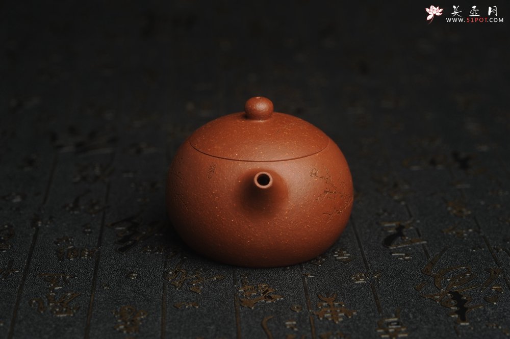 紫砂壶图片：油润降坡泥全手工小品西施壶 装饰喜上眉梢 特文气 - 全手工紫砂壶网