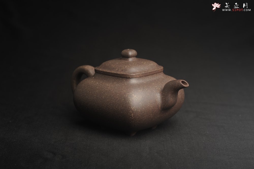 紫砂壶图片：实力派张海艳全手工特好老青灰段泥传炉壶 线面挺括 大气 做工特好 - 全手工紫砂壶网