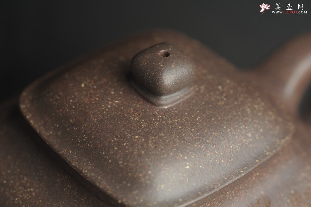 紫砂壶图片：实力派张海艳全手工特好老青灰段泥传炉壶 装饰人物 饮者寿 特文气 - 全手工紫砂壶网