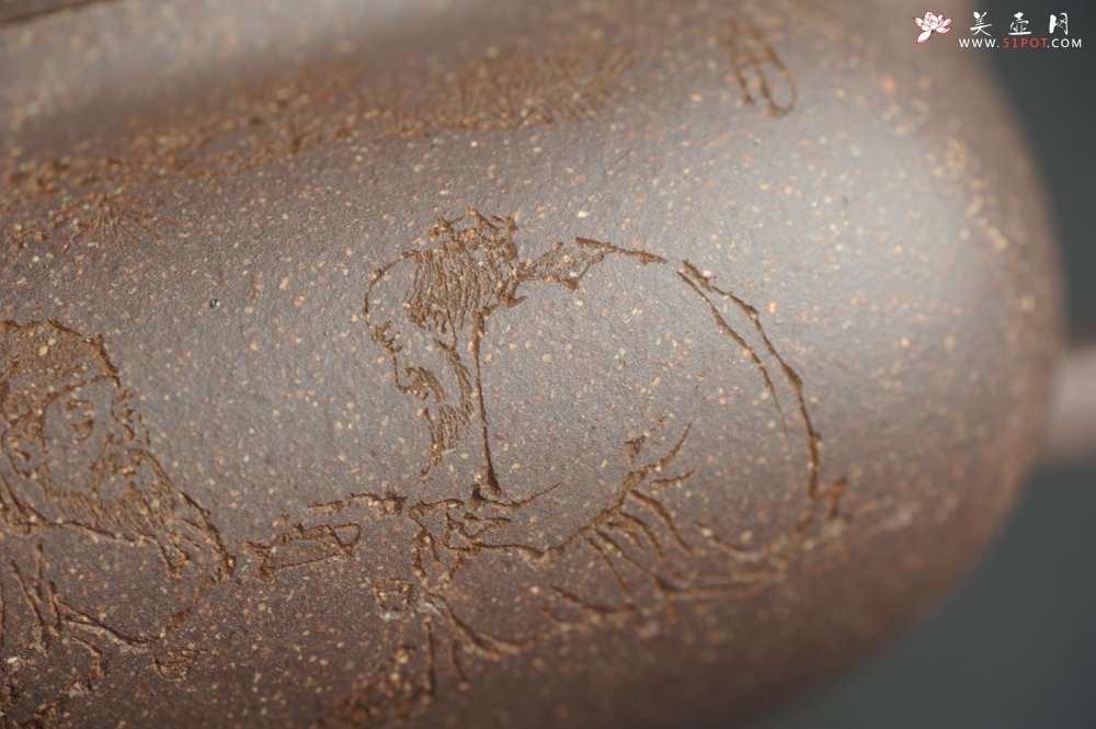 紫砂壶图片：实力派张海艳全手工特好老青灰段泥传炉壶 装饰人物 饮者寿 特文气 - 全手工紫砂壶网