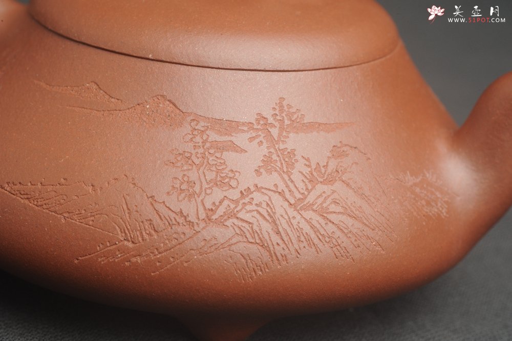 紫砂壶图片：特好底曹青全手工扁瓢  装饰山水 特文气 - 全手工紫砂壶网