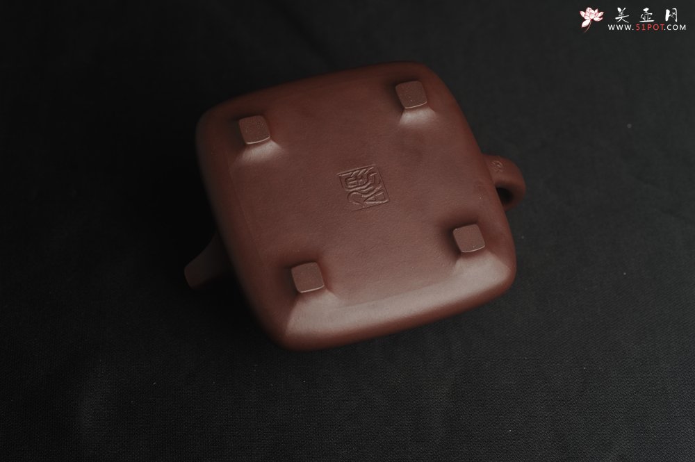 紫砂壶图片：美壶特惠 精致全手工混方石瓢 装饰梅花特文气 - 全手工紫砂壶网