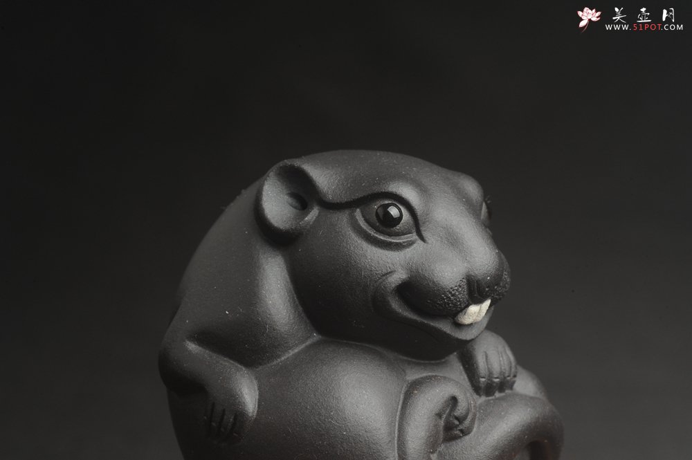 紫砂壶图片：美宠特惠 精致黑料  数（鼠）你最美 紫砂茶宠摆件  高6cm - 全手工紫砂壶网