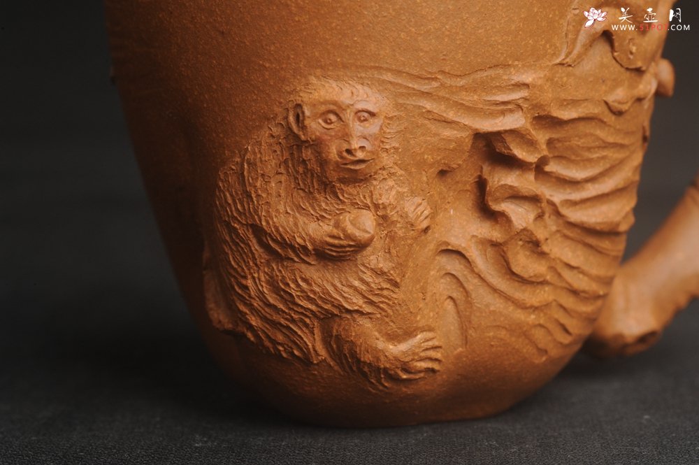 紫砂壶图片：潜力股赵老师 优质黄降坡泥 全手工金猴桃杯 主人杯 - 全手工紫砂壶网