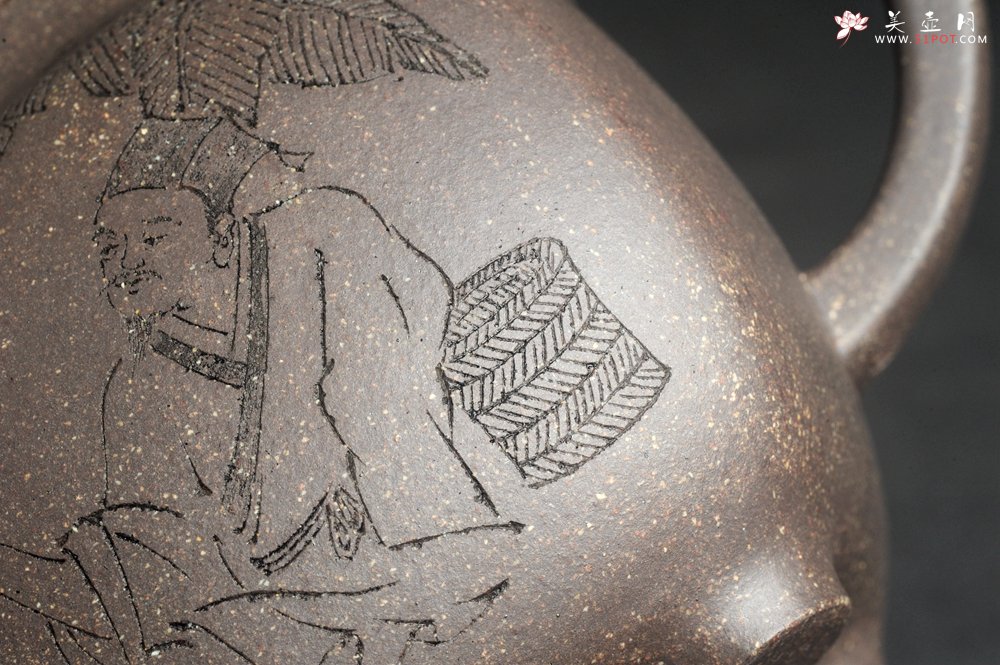 紫砂壶图片：实力派张海艳 全手工油润老青灰段泥重器鸣远四方 气势磅礴 用心之作 装饰人物特文气 - 全手工紫砂壶网