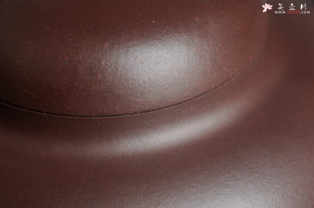 紫砂壶图片：潜力股周小培老师 原创全手工底槽青圆掇壶 - 全手工紫砂壶网