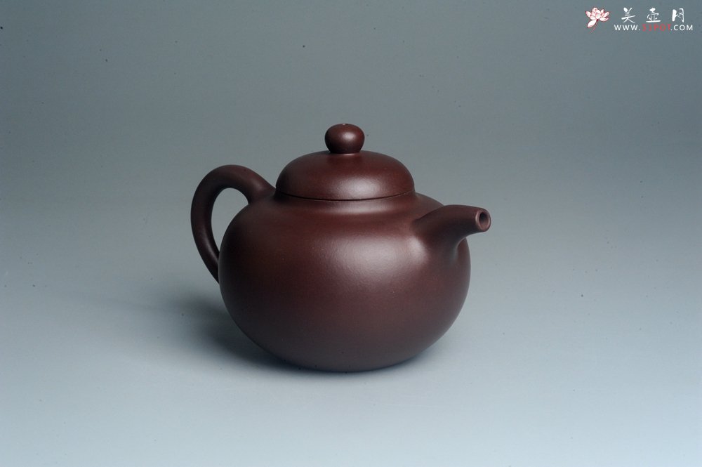 紫砂壶图片：潜力股周小培老师 原创全手工底槽青圆掇壶 - 全手工紫砂壶网