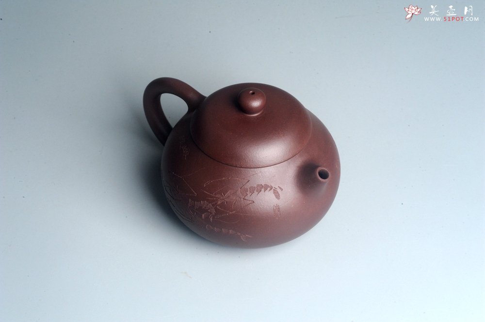 紫砂壶图片：油润底曹青 全手工文旦茶壶 上善若水 虾趣图 特文气 期待与亲结缘 - 全手工紫砂壶网