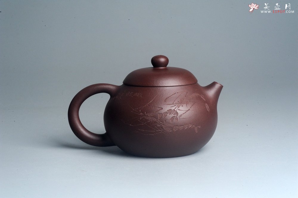 紫砂壶图片：油润底曹青 全手工文旦茶壶 上善若水 虾趣图 特文气 期待与亲结缘 - 全手工紫砂壶网