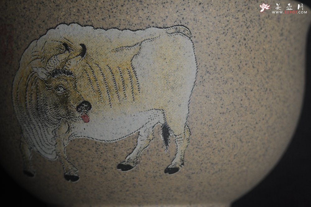 紫砂壶图片：美杯特惠 高温本山段泥 精致牛气哄哄主人杯 高性价比 - 全手工紫砂壶网