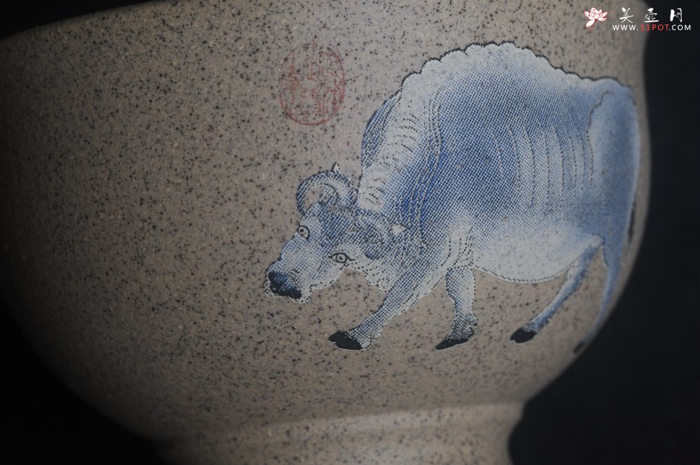 紫砂壶图片：美杯特惠 高温本山段泥 精致吉祥牛主人杯 高性价比 - 全手工紫砂壶网