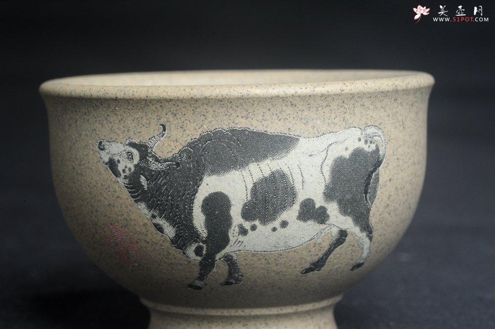 紫砂壶图片：美杯特惠 高温本山段泥 精致牛气冲天主人杯 高性价比 - 全手工紫砂壶网