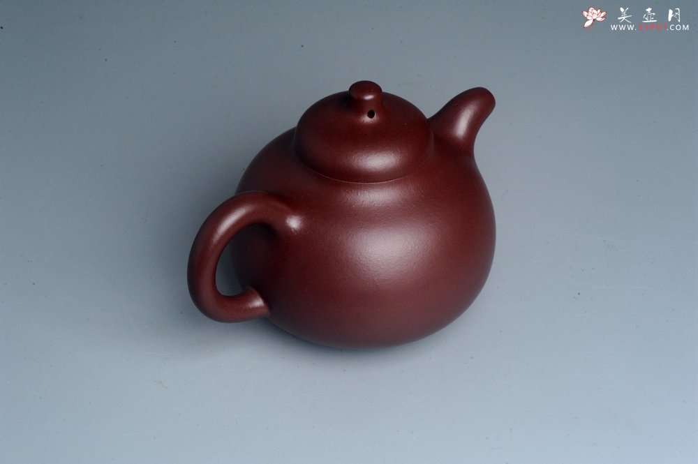 紫砂壶图片：潜力股周小培老师 4号井深井红皮龙 超精致全手工三足乳鼎茶壶 - 全手工紫砂壶网
