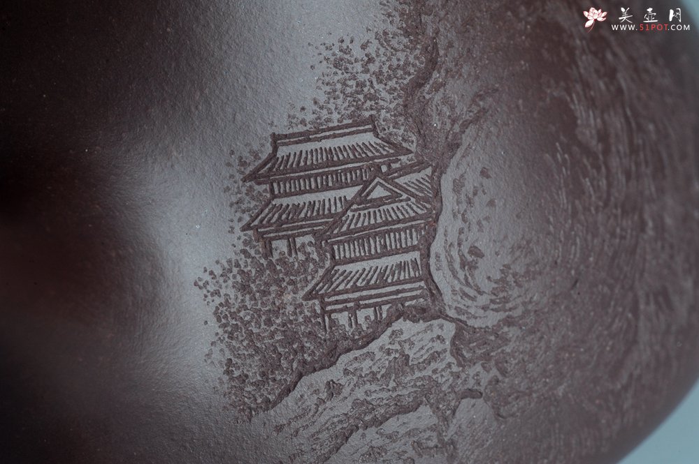 紫砂壶图片：实力派助工周斌 优质底槽青全手工精工 子冶石瓢壶 张听钢精刻山水 青山似欲留人住  香茗何妨为客尝 - 全手工紫砂壶网