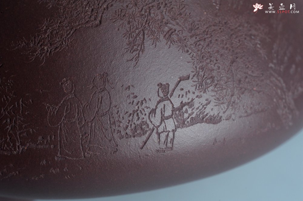 紫砂壶图片：实力派工艺师周斌 优质底槽青全手工精工 满瓢壶 张听钢装饰山水  知足是人生一乐 无为得天地自然 - 全手工紫砂壶网