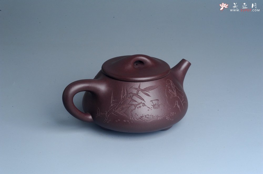 紫砂壶图片：实力派工艺师周斌 优质底槽青全手工精工满瓢壶 陶兴双刀装饰 特文气 玉壶写新竹 烹泉试乳茶 - 全手工紫砂壶网