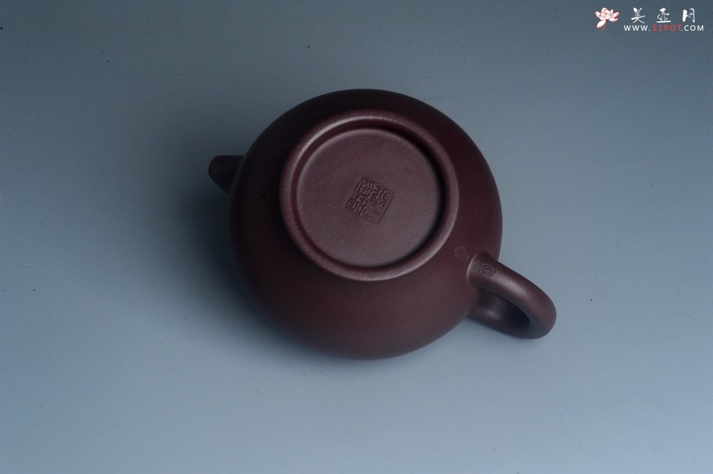 紫砂壶图片：潜力股周小培老师 油润紫泥全手工大亨掇只壶 深得老味 - 全手工紫砂壶网