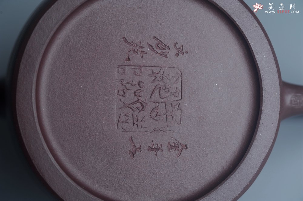 紫砂壶图片：实力派工艺师文砂苑堂主周斌 优质底槽青全手工精工秦权壶 秋果飘香庆丰收 满月增辉逢双喜 - 全手工紫砂壶网