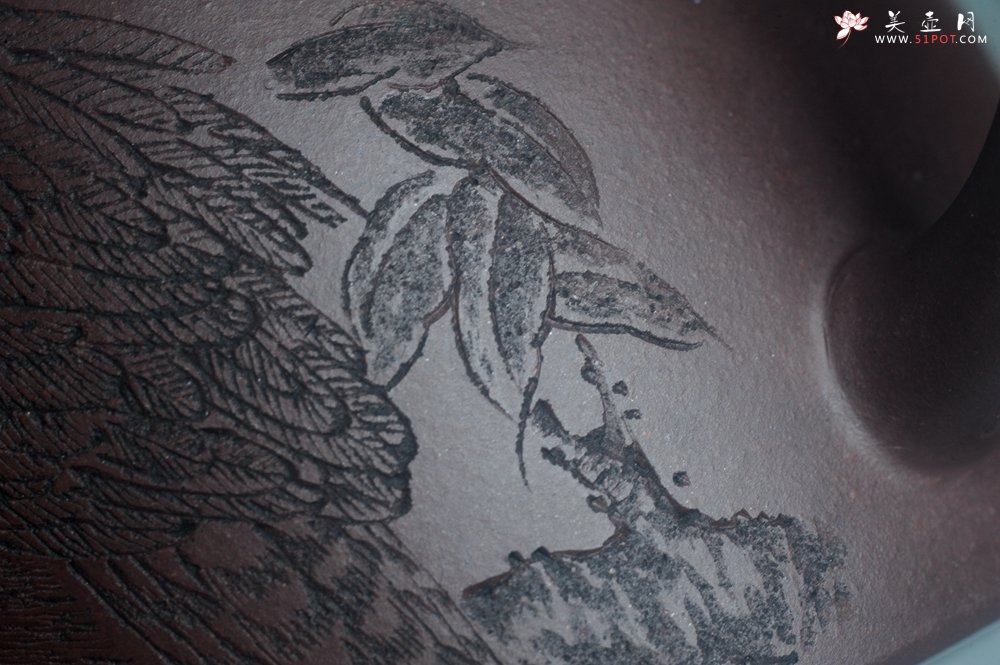 紫砂壶图片：实力派工艺师文砂苑堂主周斌 优质底槽青全手工精工秦权壶 鹰击长空 志在千里 - 全手工紫砂壶网