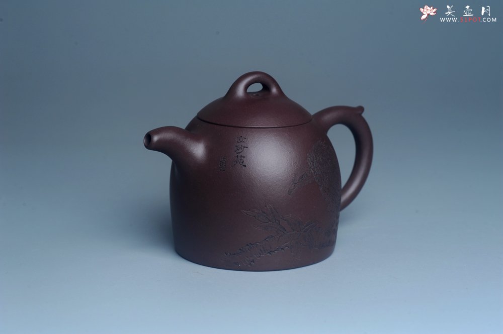 紫砂壶图片：实力派工艺师文砂苑堂主周斌 优质底槽青全手工精工秦权壶 鹰击长空 志在千里 - 全手工紫砂壶网