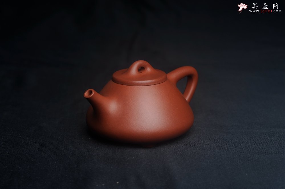 紫砂壶图片：潜力股周小培老师 老师家藏黄龙山一号井小红泥 全手工小子冶石瓢茶壶 特文气 - 全手工紫砂壶网